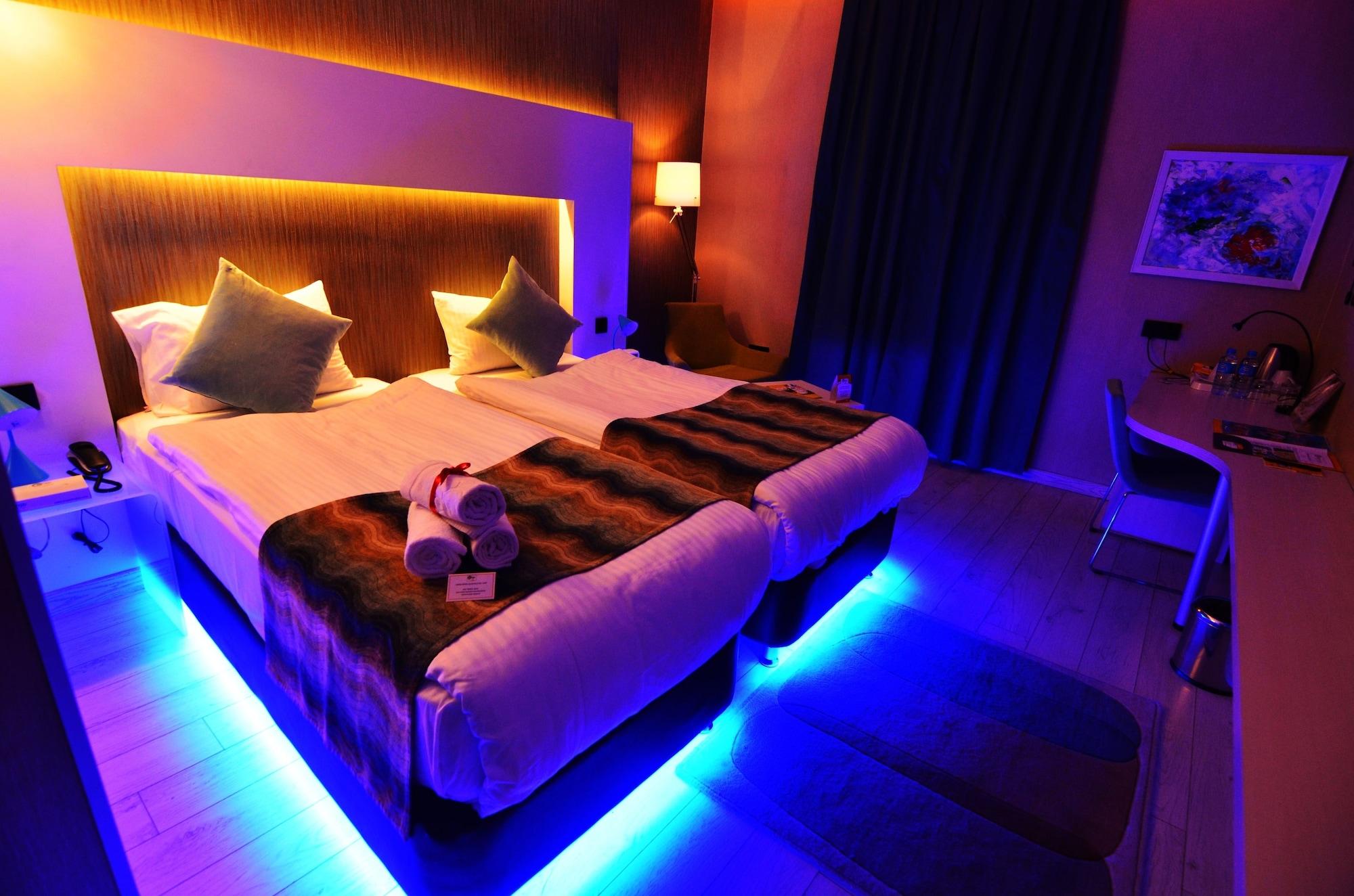 Tempo Hotel 4Levent Istanbul Bagian luar foto