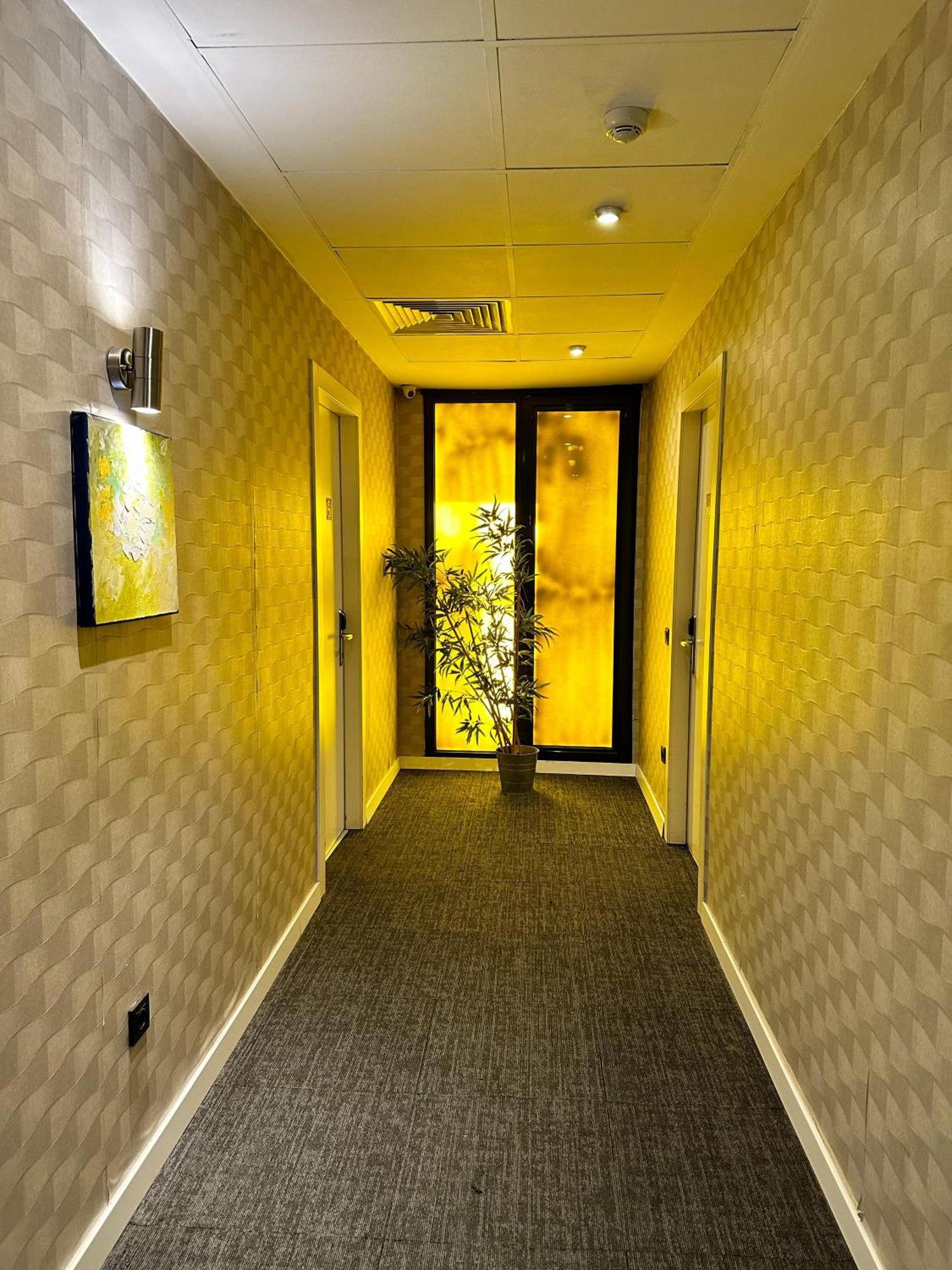 Tempo Hotel 4Levent Istanbul Bagian luar foto