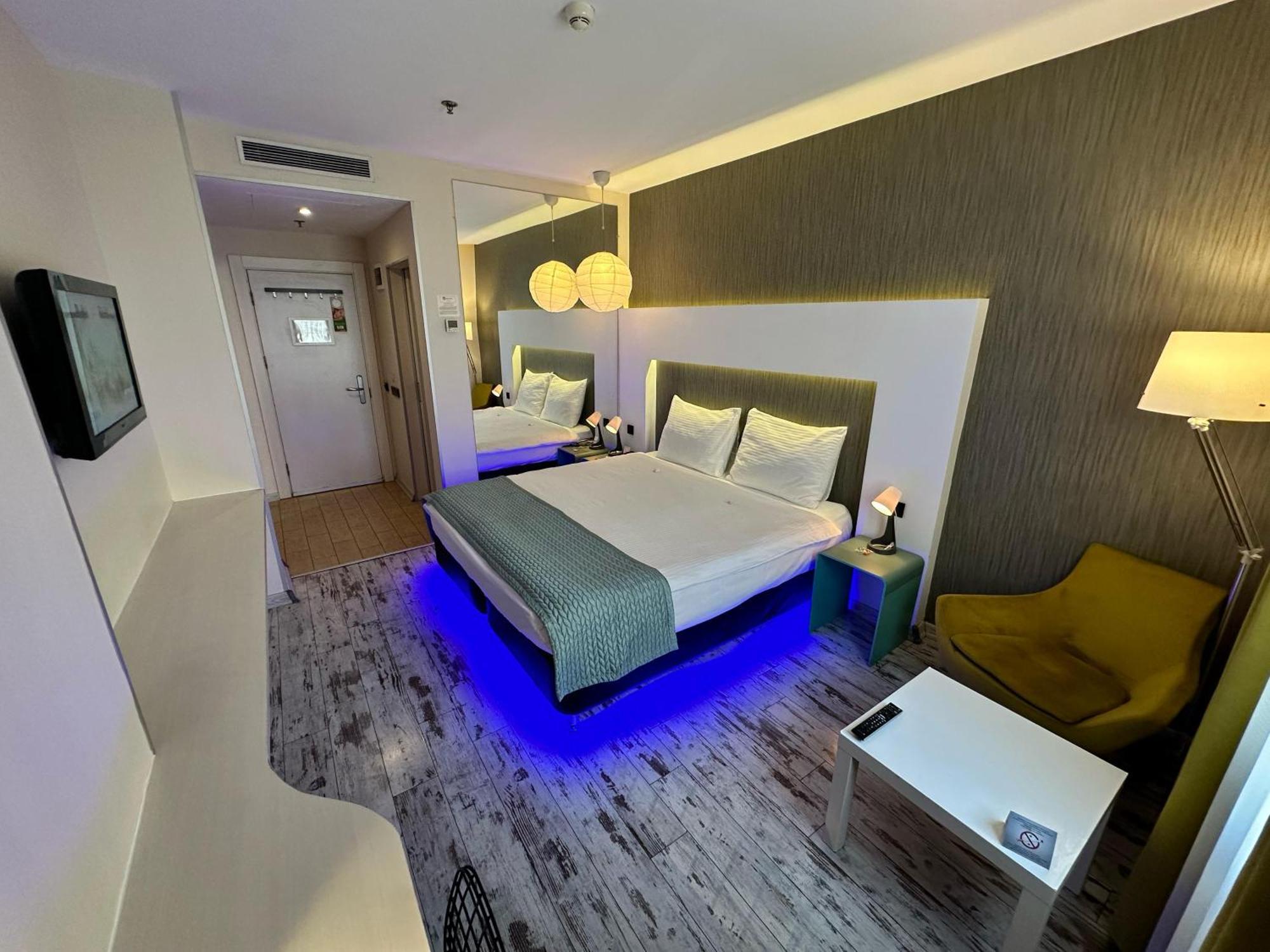 Tempo Hotel 4Levent Istanbul Bagian luar foto