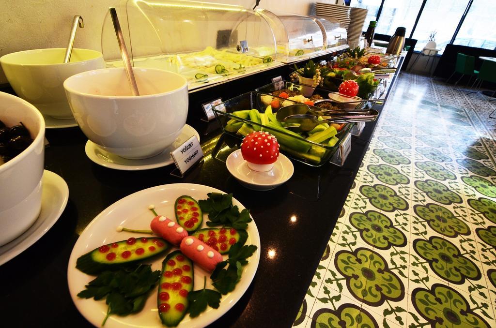 Tempo Hotel 4Levent Istanbul Bagian luar foto