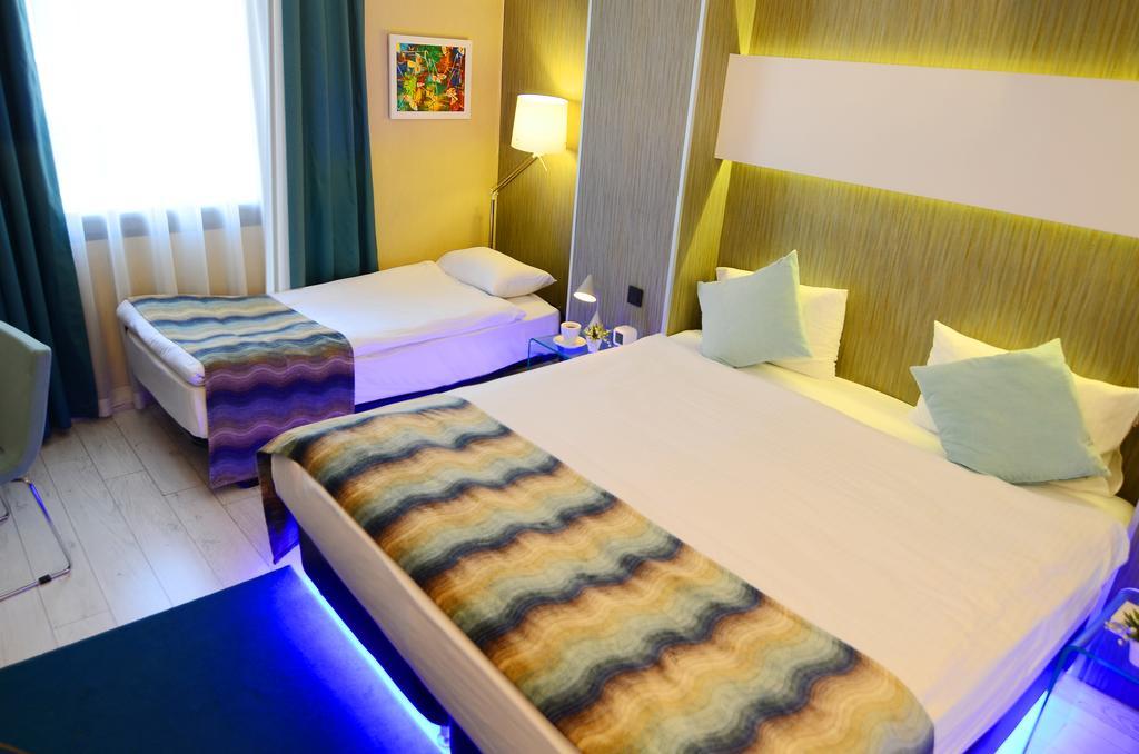 Tempo Hotel 4Levent Istanbul Bagian luar foto
