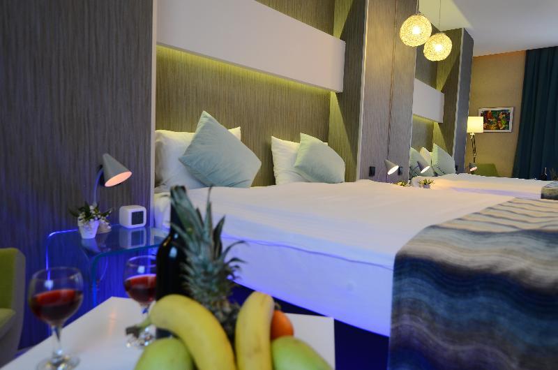 Tempo Hotel 4Levent Istanbul Bagian luar foto