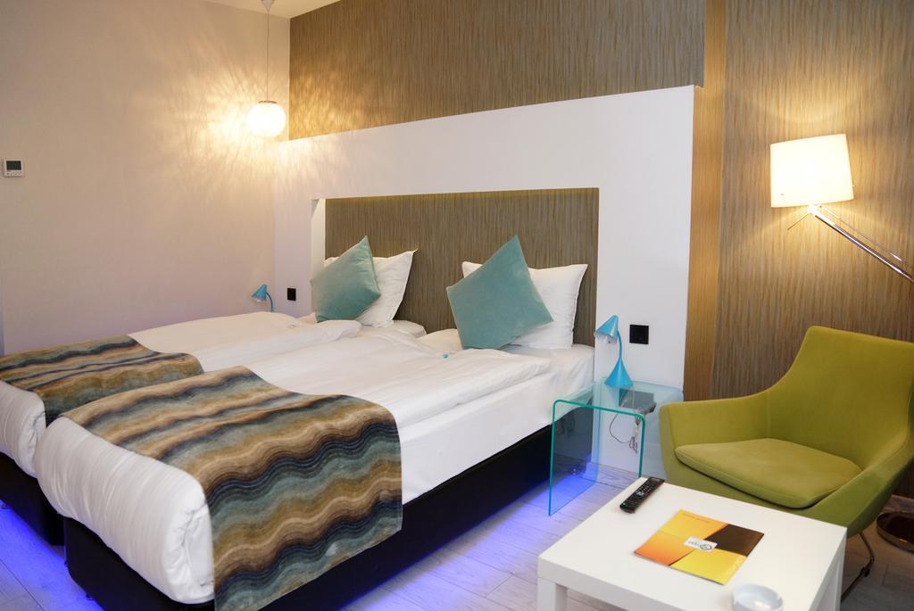 Tempo Hotel 4Levent Istanbul Bagian luar foto